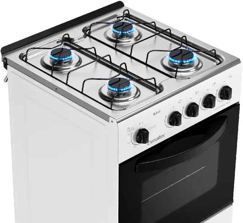 Fogão Esmaltec 4 Bocas Bali 4111 com chamas acesas nas bocas