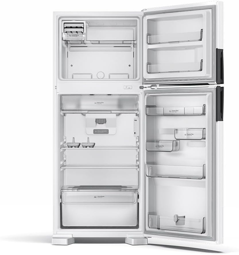 Interior vazio do refrigerador Consul Frost Free Duplex com portas abertas mostrando compartimentos e prateleiras.