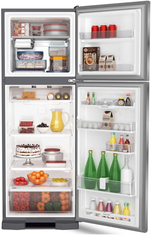 Geladeira Brastemp Frost Free duplex inox 375 litros aberta com alimentos