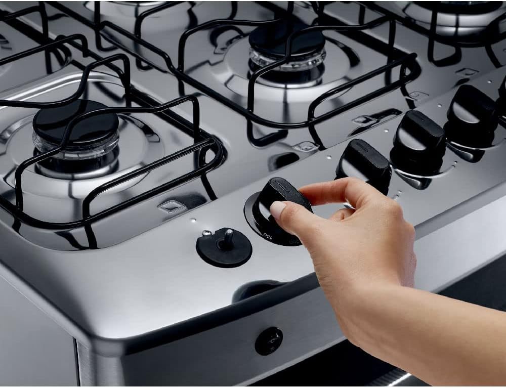 Painel com botões removíveis fogão Consul inox 6 bocas close-up