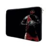 Capa Case Notebook 15.6 Personalizado Jogador basketball preto e branco