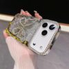 Capa de celular com borboleta de diamante para iPhone 16, 15, 14, 13, 12, 11 Pro Max, capa macia com revestimento brilhante (para iPhone 14 Pro/prata)