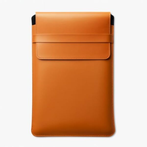 Capa Premium Para Notebook em Couro Sintético, Caramelo, Compatível com Notebooks, IPads e Tablets de 13, 15 e 17 Polegadas, Design Elegante com Bolso Frontal - KDEZ STORE (15 polegadas)