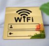 Conjunto de 2 adesivos de parede WiFi regraváveis, espelho acrílico 3D, rede de internet e senha para hóspedes, Airbnb, VRBO, aluguel de férias (espelho dourado)