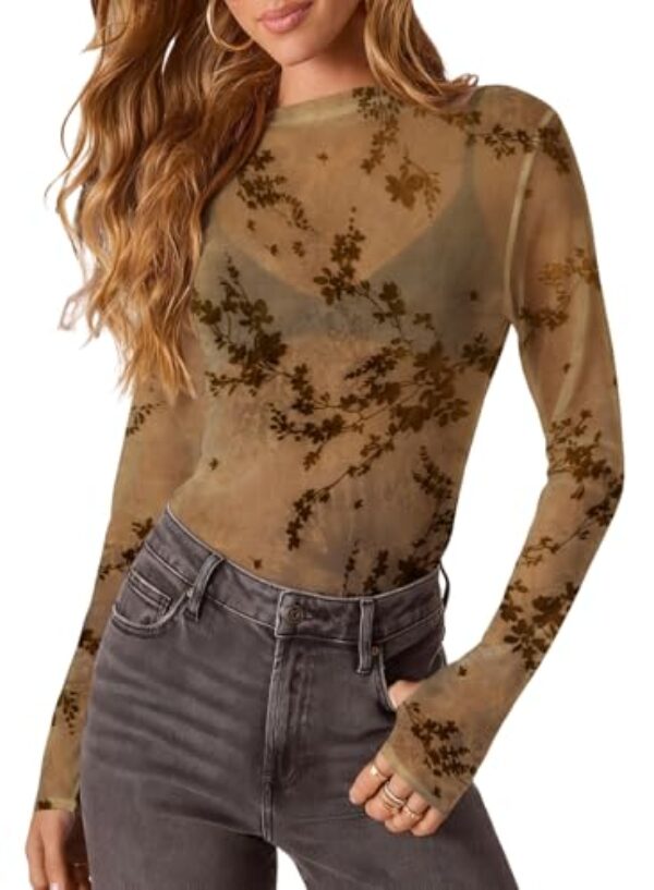 Dokotoo Camisetas femininas sexy de malha de manga comprida gola redonda sexy transparente, Bege, G