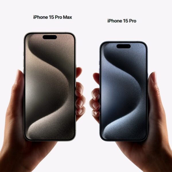 Fone sem fio + Celular iPhone 15 Pro e Pro Max 128gb e 256gb 5g VITRINE