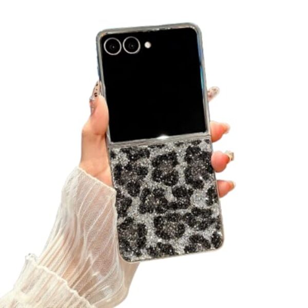 GCVXRUD Capa fofa para Samsung Galaxy Z Flip 7, design de estampa de leopardo fashion Flip 7, capa de telefone dobrável com corrente para mulheres, senhoras e meninas (preto)