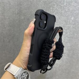 HJZSZX Capa de celular fosca Luxury Armour para iPhone 16 ProMax com cordão de pelúcia e capa de carregamento sem fio (para iPhone 16 ProMax/1)