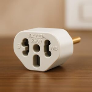 Kit 2 Adaptadores de Tomada Universal Bob Love 10A/20A – Plug Benjamin Bivolt 110V/220V, Compatível com Padrão Novo e Antigo, Eletrodomésticos, Carregadores e Eletrônicos em Geral – Branco