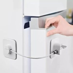 Trava de Segurança para Bebê – Kit 02 Unidades – Protege Janelas, Geladeira, Gavetas e Vaso Sanitário – Instalação Fácil e Adesiva – Evite Acidentes Domésticos COR BRANCA