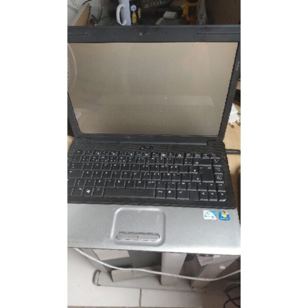 Notebook presario cq40-713BR antigo com defeito para pecas