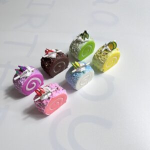 Simulação de recuperação lenta pequeno rolo de ovo geladeira adesivo pequeno rolo suíço bolo modelo de simulação do plut